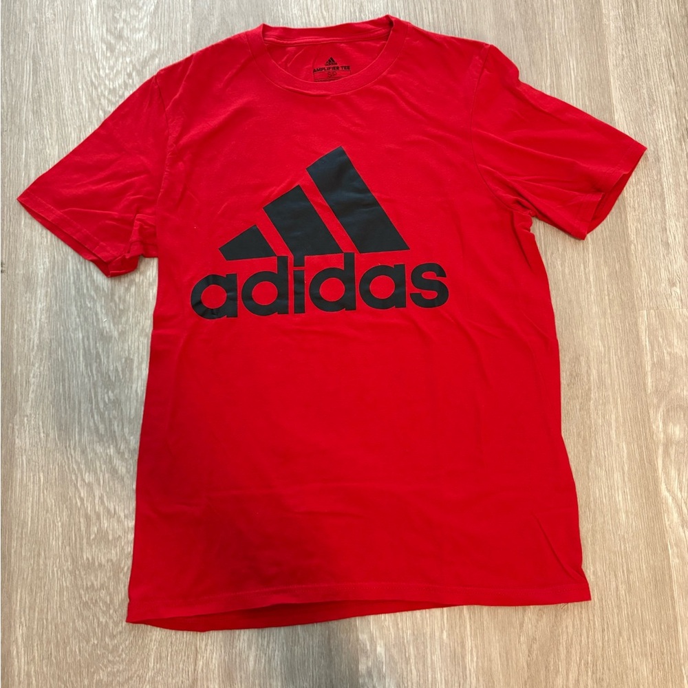 Men’s adidas shirt